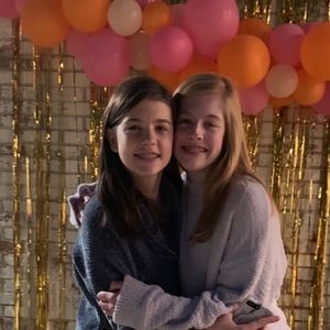 Meet your Posher, Cecilia